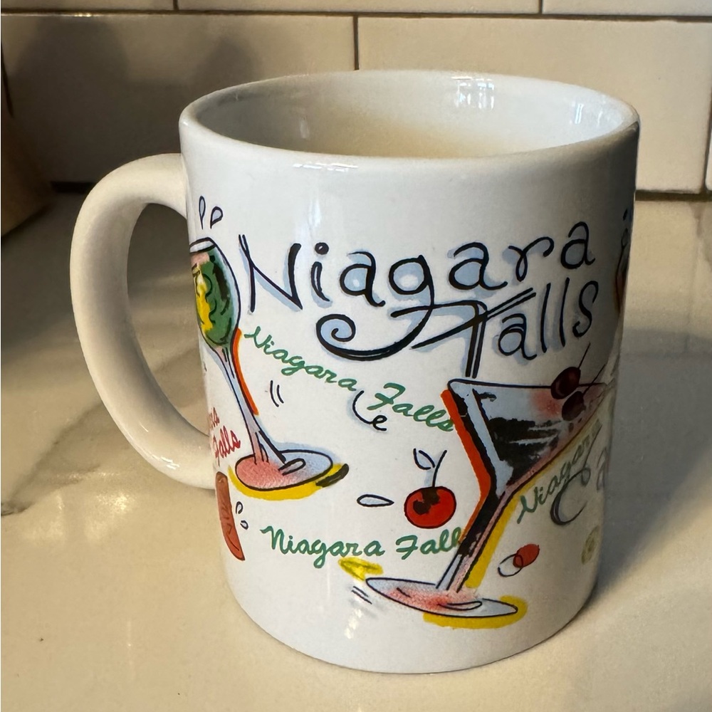 Niagara Falls White Mug